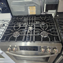 Cargar imagen en el visor de la galería, Frigidaire Stainless Steel Gas Slide In