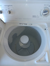 Cargar imagen en el visor de la galería, Kenmore Washer
