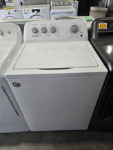 Load image into Gallery viewer, Whirlpool Washer Like New
