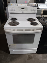 Cargar imagen en el visor de la galería, Kenmore Electric Stove
