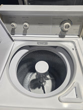 Load image into Gallery viewer, 24&quot; Washer Topload Kenmore
