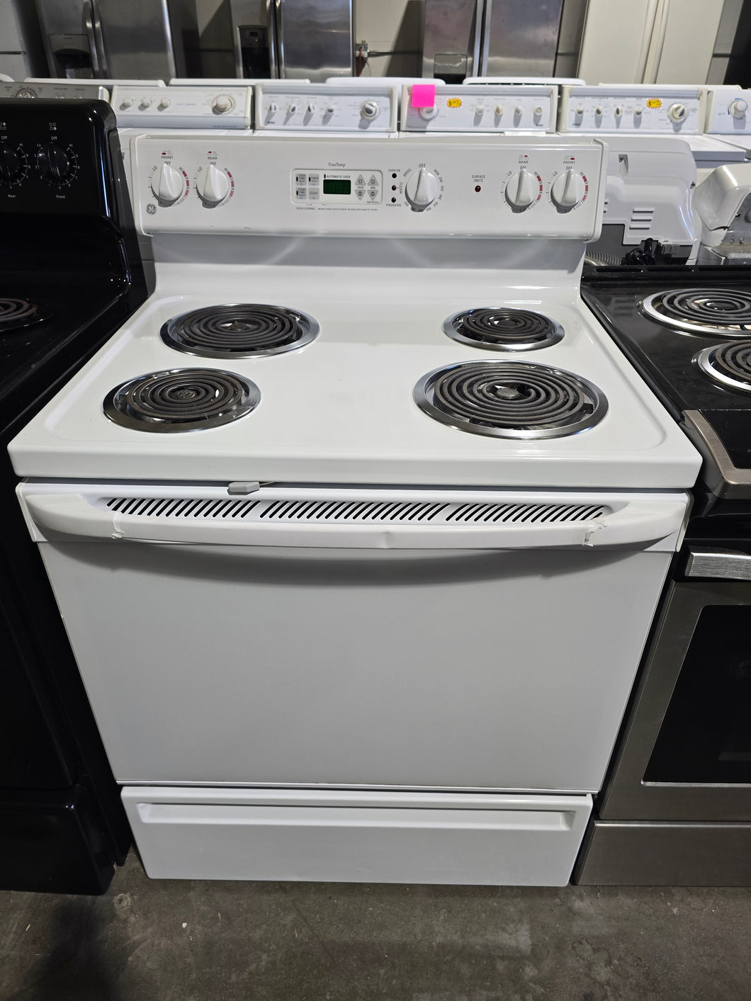 GE Electric Stove