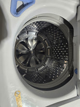 Load image into Gallery viewer, LG Washer HE 4.9cuft

