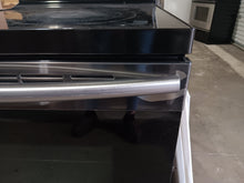 Load image into Gallery viewer, Samsung Glasstop
