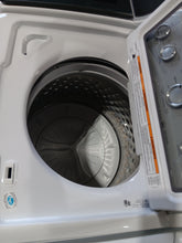 Load image into Gallery viewer, Maytag Washer And Dryer Set
