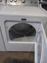 Load image into Gallery viewer, Maytag Washer And Dryer Set
