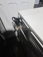 Load image into Gallery viewer, Whirlpool 24" 110v Dryer 4cuft
