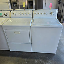 Cargar imagen en el visor de la galería, Kenmore Elite Washer and Dryer Set
