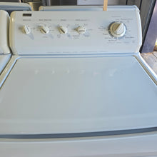 Cargar imagen en el visor de la galería, Kenmore Elite Washer and Dryer Set
