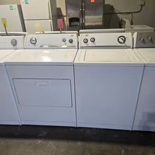 Load image into Gallery viewer, Whirlpool Washer and Dryer Set
