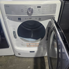 Cargar imagen en el visor de la galería, Maytag Front Load Dryer Electric
