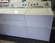 Cargar imagen en el visor de la galería, Whirlpool Washer and Dryer Set
