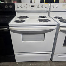 Cargar imagen en el visor de la galería, Hotpoint Electric Range Stove Coil White
