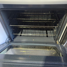 Cargar imagen en el visor de la galería, 24" White Hotpoint Free Standing Gas Range Stove Oven
