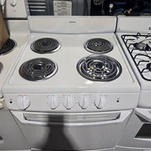Load image into Gallery viewer, 24" White Hotpoint Electric Coil Stove
