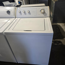 Load image into Gallery viewer, Whirlpool Washer Topload
