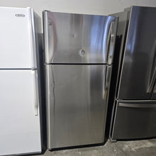 Load image into Gallery viewer, Kenmore Stainless Steel Refrigerator with Icemaker
