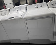Load image into Gallery viewer, Hotpoint Washer And Dryer Set
